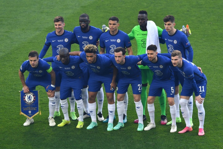 快船官方伤病报告显示保罗今天缺阵，原因是未随队