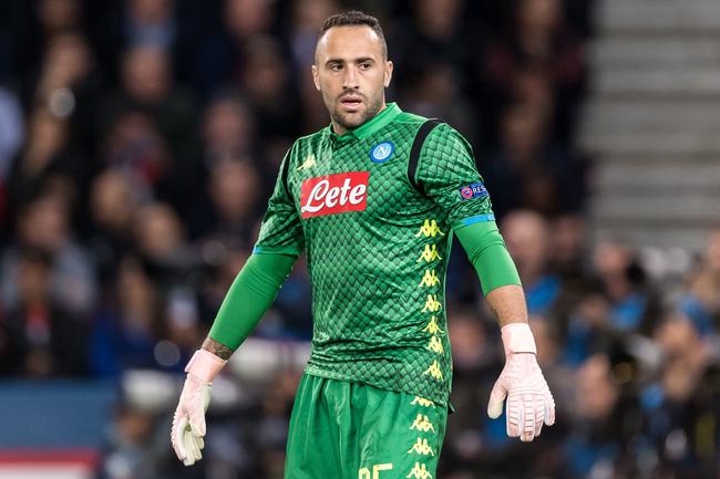 名记：快船将与雷杰·丹尼斯签下双向合同，填补保罗空缺（名记：快船将以双向合同签下雷杰-丹尼斯，弥补保罗位置空缺）