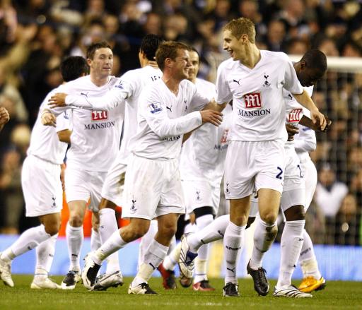 卡萨诺盛赞劳塔罗：他已经4年没去休假了，批评他的人真无知（卡萨诺力挺劳塔罗：已连续四年未度假，批评他的人太无知）