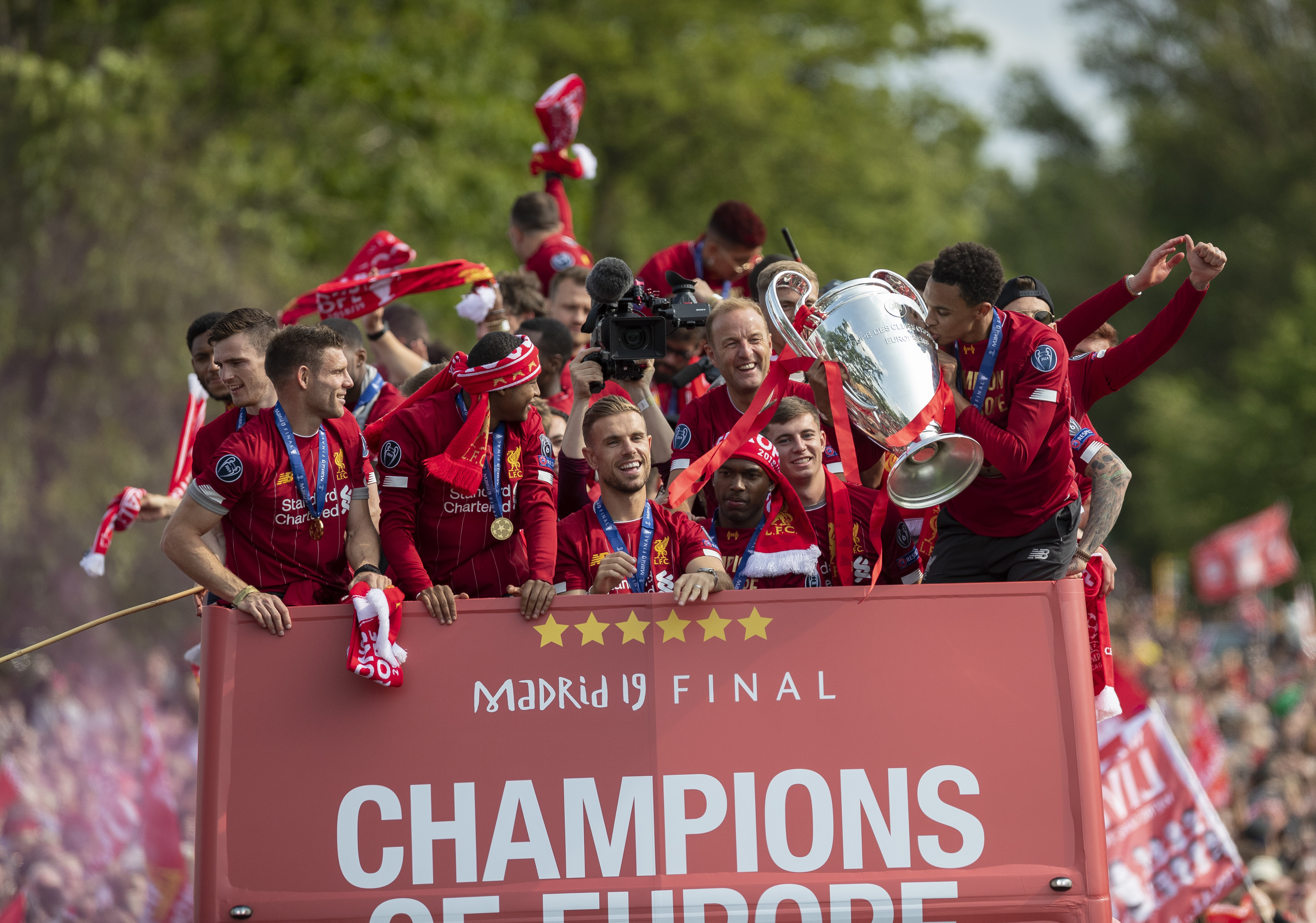 皮耶罗：世界杯的新赛制会受到欢迎，相信到时候会有惊喜（皮耶罗：看好世界杯新赛制，届时或将带来惊喜）