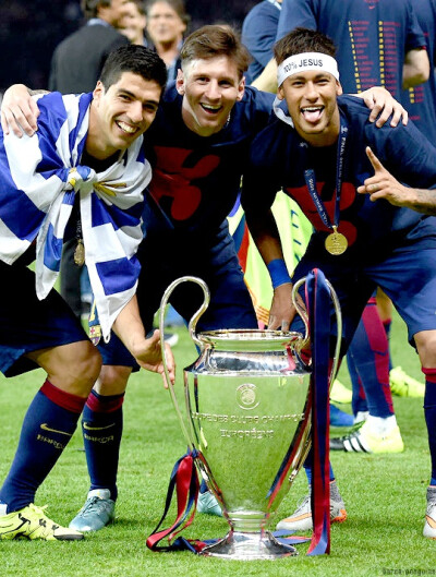 足球联赛关键球员数据统计（足球联赛核心球员数据分析）