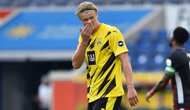 阿森纳继续5分领跑，切尔西利物浦遭遇冷门（阿森纳5分优势继续领跑，切尔西与利物浦相继爆冷）