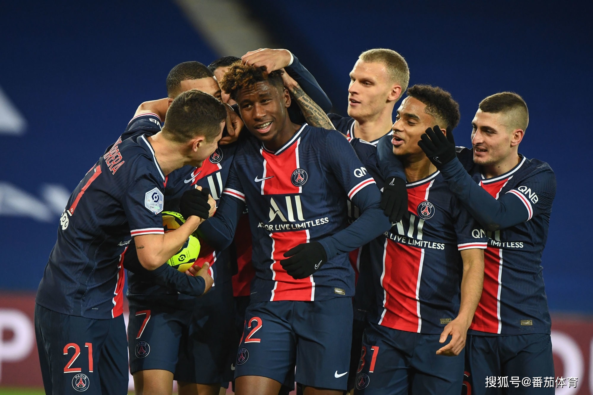 邦马蒂：对今年金球奖其实没太多期待；向梅西发起冲击？不会（邦马蒂谈金球奖：今年并无太多期待；挑战梅西？不会）