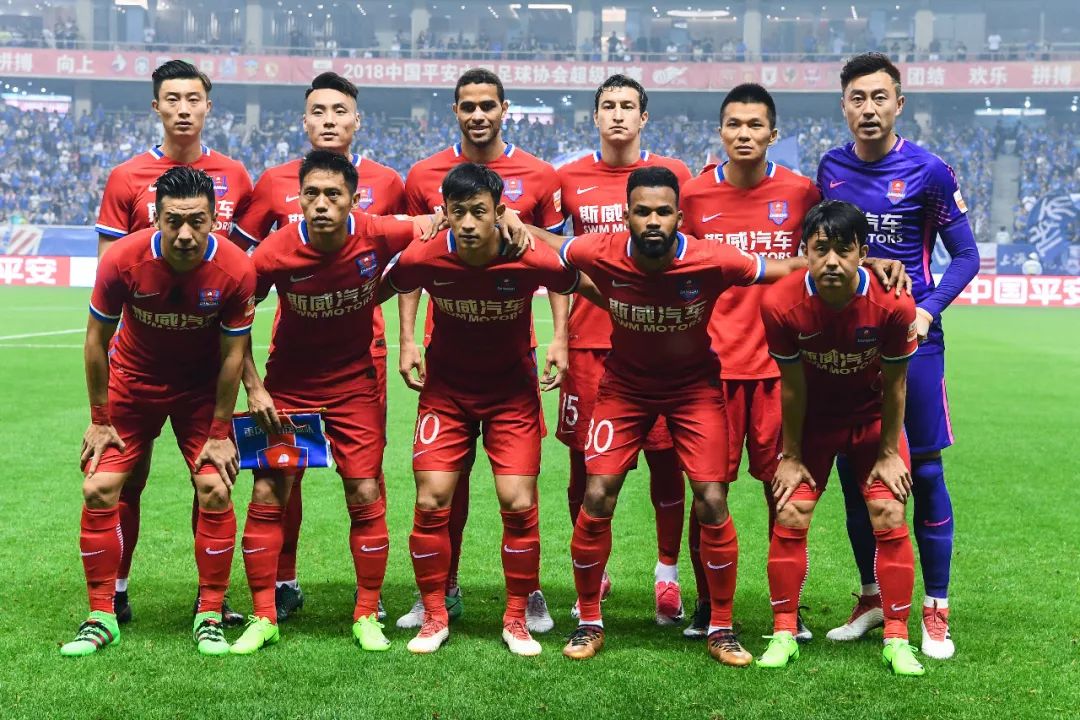 HWG！罗马诺：皇马前锋恩德里克外租至里昂半个赛季（罗马诺：HWG！皇马新星恩德里克将租借加盟里昂，期限半个赛季）