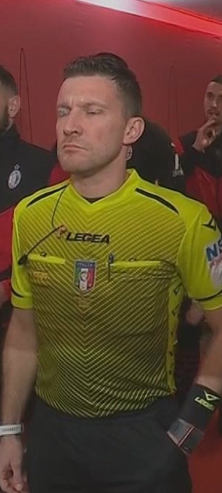 德比即将打响！枪手热刺发布对阵海报：萨卡、西蒙斯等人出镜（北伦敦德比倒计时！阿森纳与热刺发布对阵海报：萨卡、西蒙斯领衔亮相）