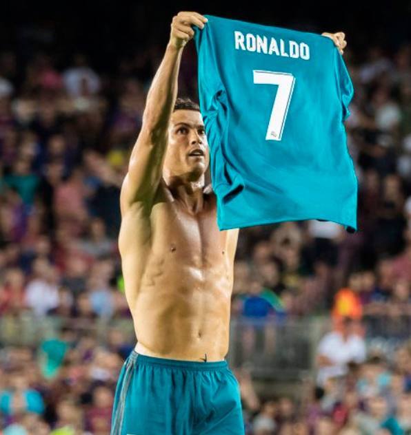 澳超战报：科斯格罗夫双响，九人奥克兰FC2-1惠灵顿凤凰