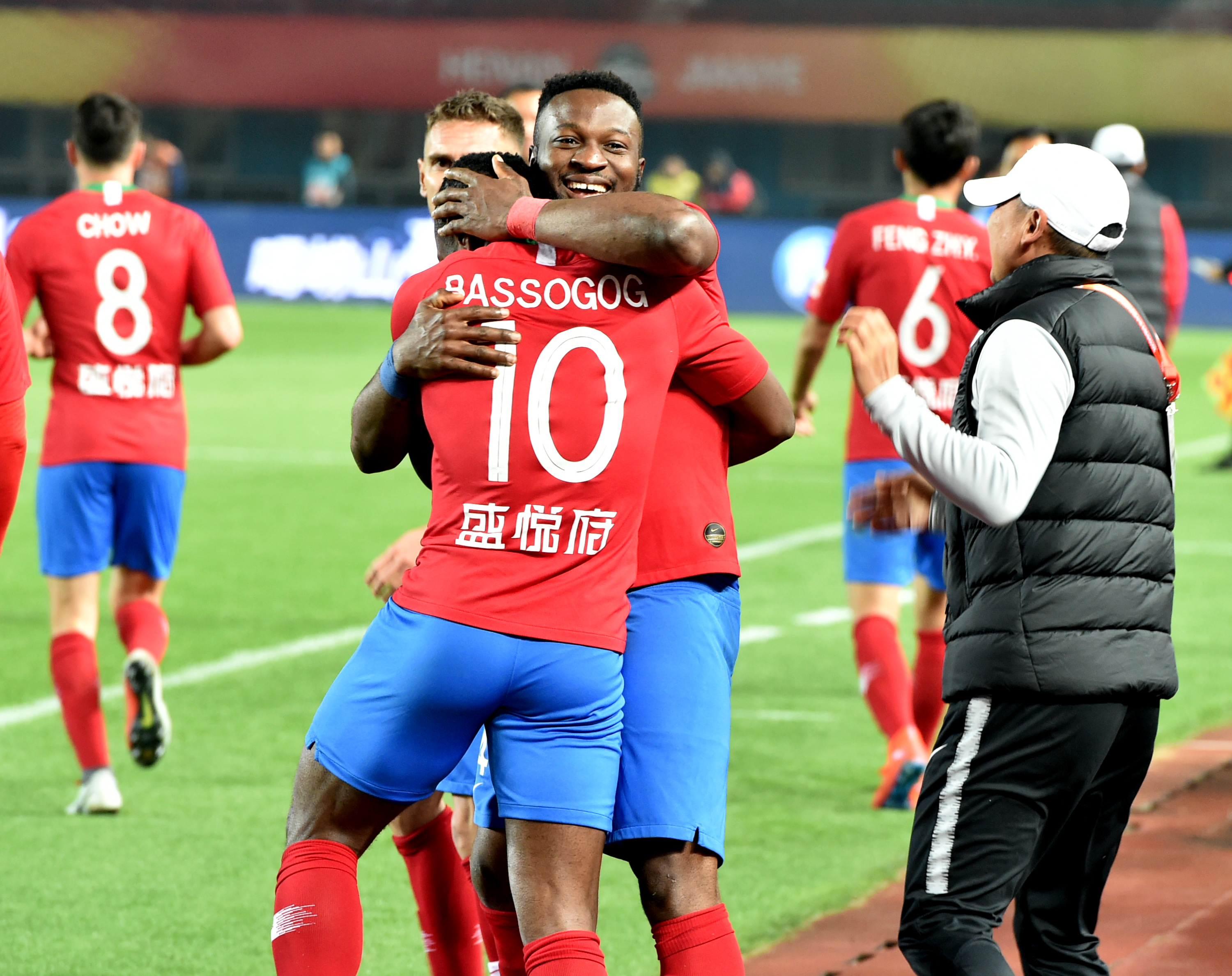 卡佩罗：卡拉菲奥里很像拉莫斯，我希望看到他在国家队踢后腰（卡佩罗：卡拉菲奥里有拉莫斯的影子，我期待他在国家队出任后腰）